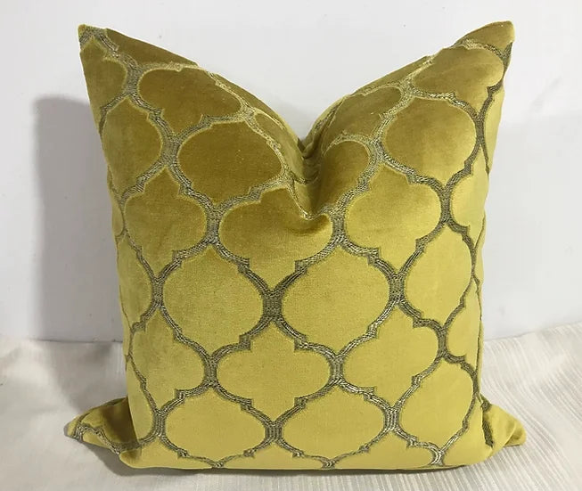 SPADE — Wholesale Throw Pillows