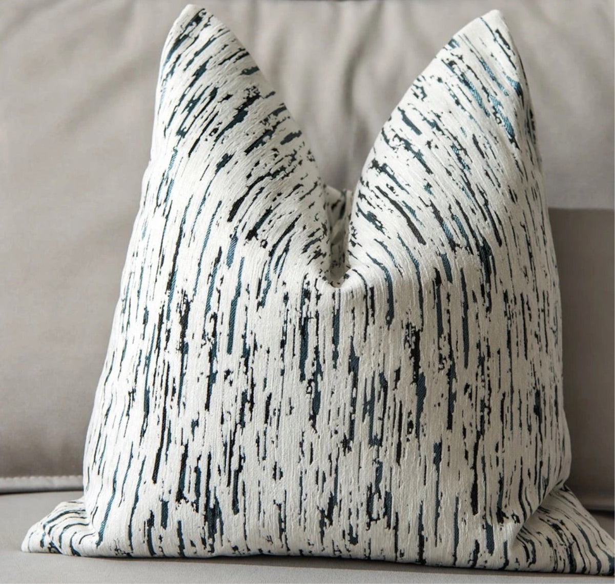 JOLIE — Wholesale Throw Pillows